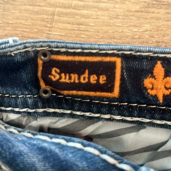Rock revival sundee jeans size 24 boot cut. - Picture 4 of 4